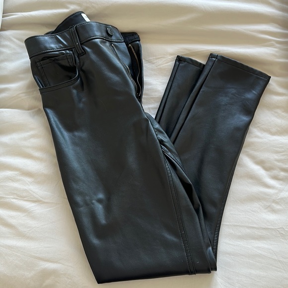 Abercrombie high rise black leather pant - Picture 2 of 4
